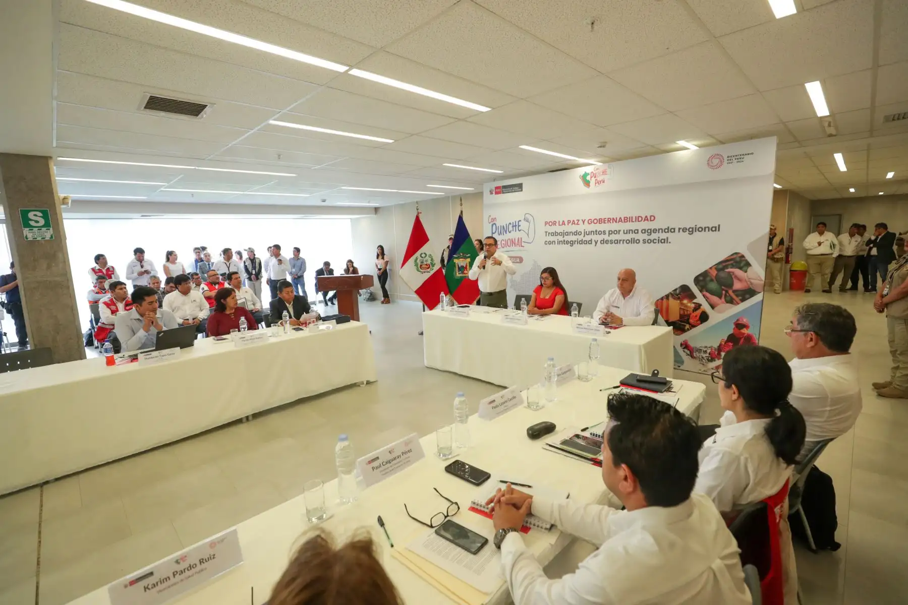 El titular de la PCM y ministros de Estado presentaron las acciones que se realizarán para contribuir al cierre de brechas de infraestructura, de los servicios básicos, y la mejora de la calidad de vida de la población beneficiada en Moquegua. Foto: PCM