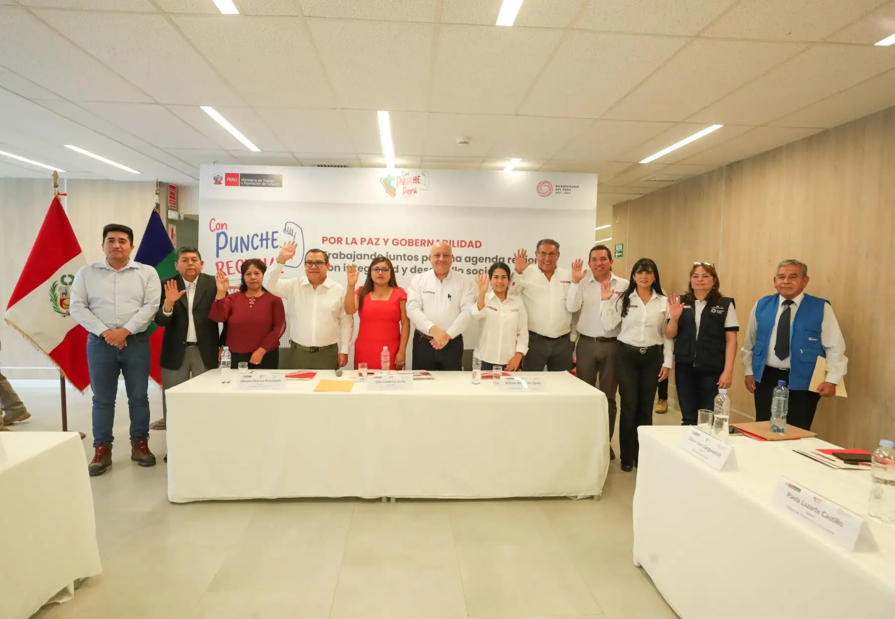 El titular de la PCM y ministros de Estado presentaron las acciones que se realizarán para contribuir al cierre de brechas de infraestructura, de los servicios básicos, y la mejora de la calidad de vida de la población beneficiada en Moquegua. Foto: PCM
