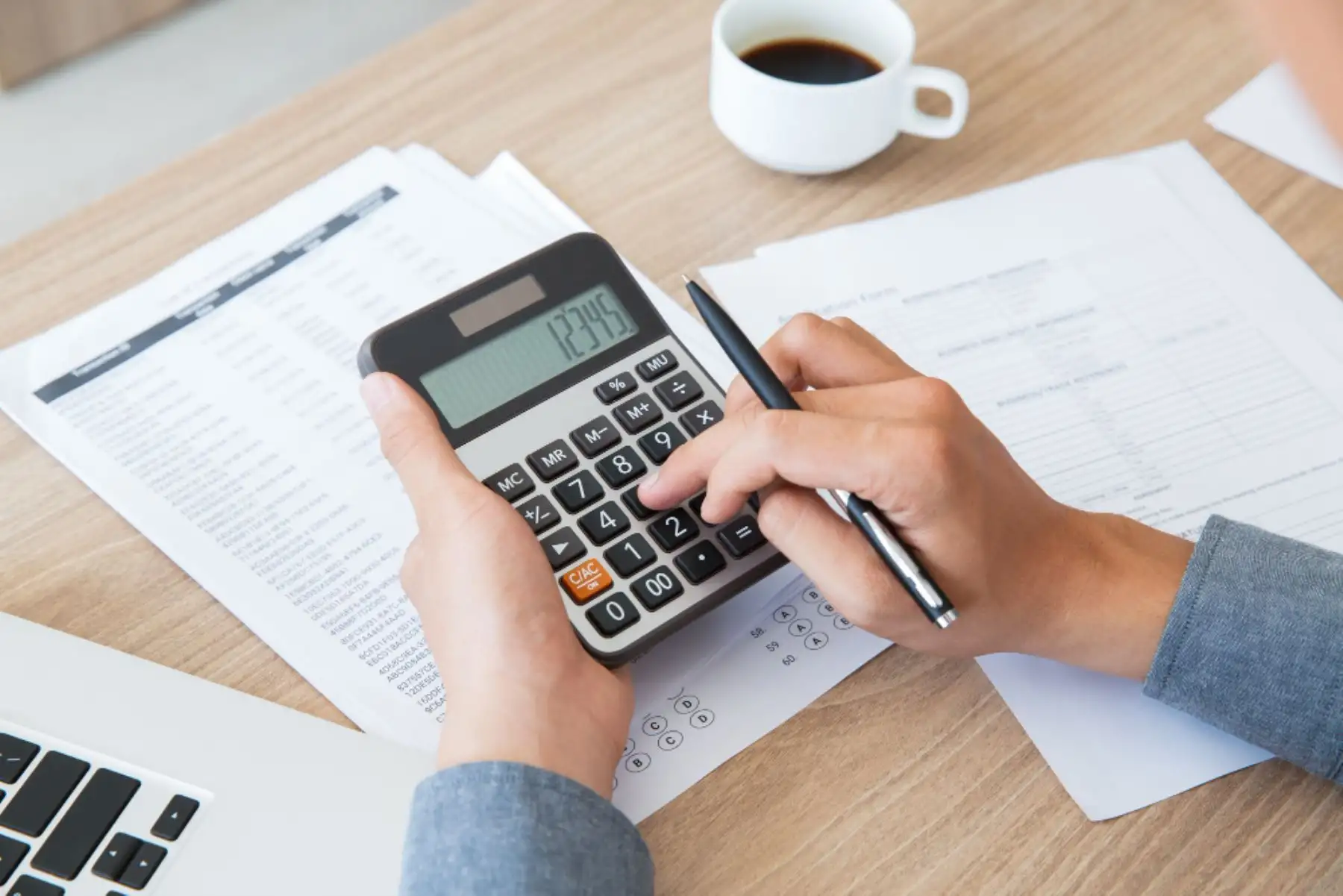 Revisando pago de impuestos