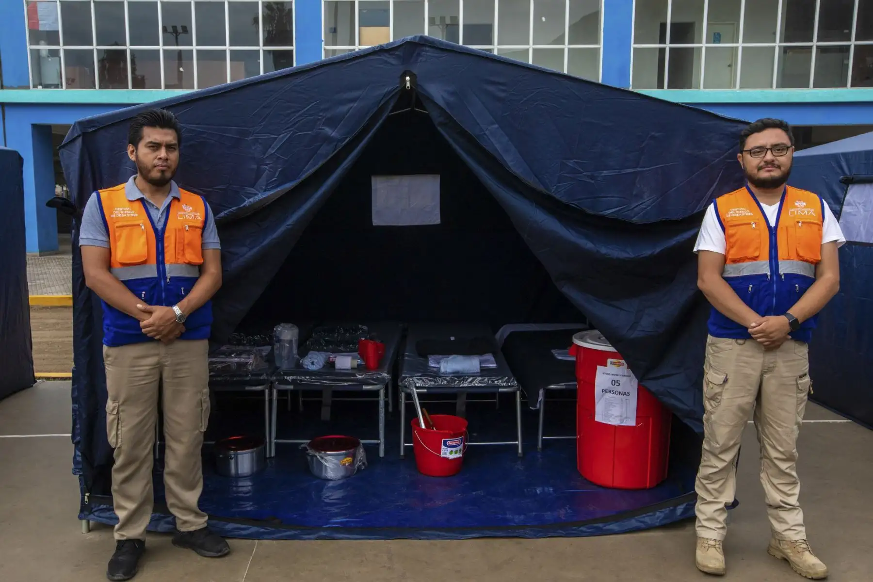 Albergues para eventuales damnificados por las lluvias serán instalados en los clubes zonales de Lima. ANDINA/Difusión