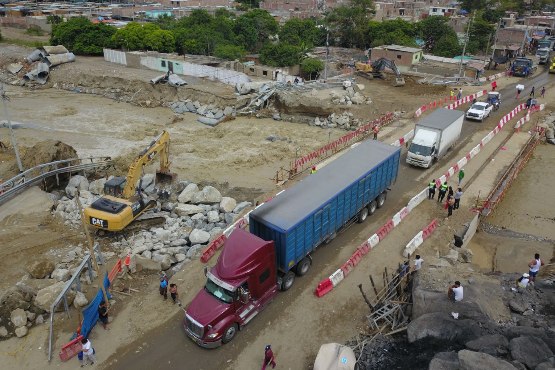 Casma: tránsito se normaliza en Panamericana Norte al reabrirse el paso en puente Sechín