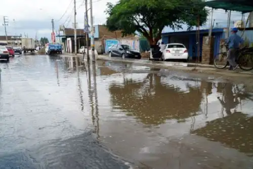 Se reportan precipitaciones pluviales en el distrito de Santiago de Chocorvos, provincia huancavelicana de Huaytará, lo que originará que el caudal del río Ica se incremente en horas de la noche.