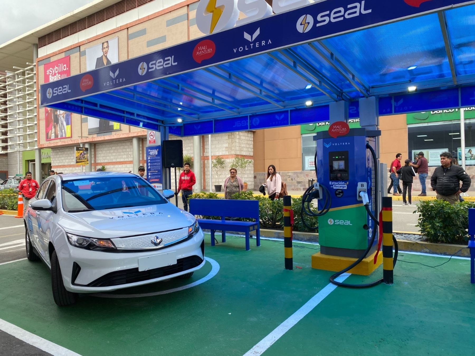 Arequipa cuenta con la primera estación de autos eléctricos del sur del país