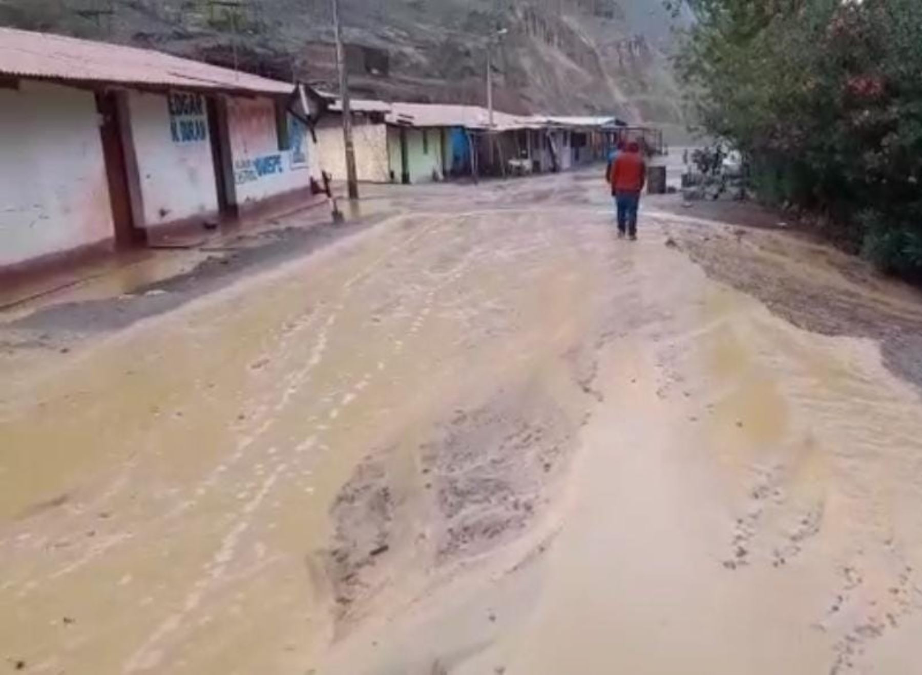 Las lluvias intensas que se registran en Huancavelica provocaron huaicos, inundaciones y deslizamientos que afectaron a diversas comunidades del distrito de Pilchaca. ANDINA/Difusión