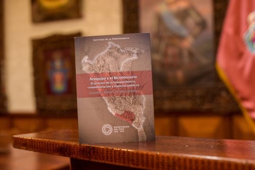 Nuevo libro de la Biblioteca Bicentenario sobre proceso de independencia en Arequipa.
