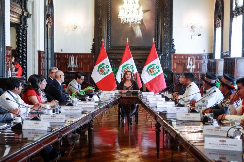 Presidenta de la república, Dina Boluarte, se reunió con gobernador regional de Ayacucho y alcaldes de la región
