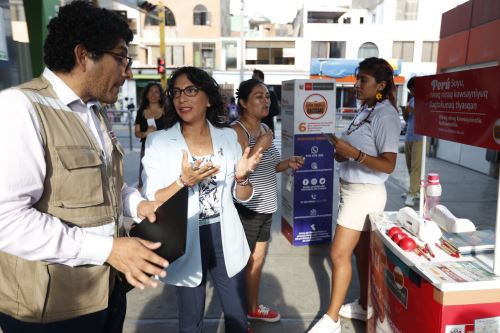Jornada de sensibilización contra el racismo en la estación La Cultura en San Borja