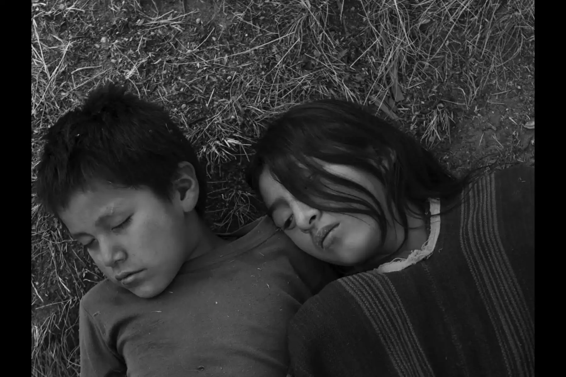 La cinta "Diógenes" se centra en la vida de Sabina y Santiago, dos hermanos que viven en los Andes peruanos junto a su padre. Un día, el progenitor no despertará más y los hijos irán en búsqueda de su pasado.
Foto: Cortesía Producción Diógenes