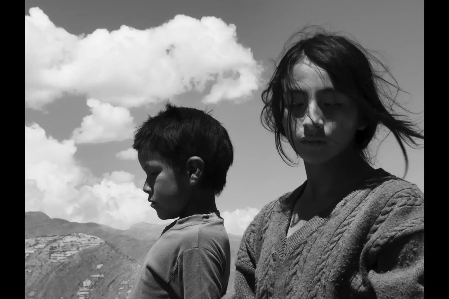 La cinta "Diógenes" se centra en la vida de Sabina y Santiago, dos hermanos que viven en los Andes peruanos junto a su padre. Un día, el progenitor no despertará más y los hijos irán en búsqueda de su pasado.
Foto: Cortesía Producción Diógenes