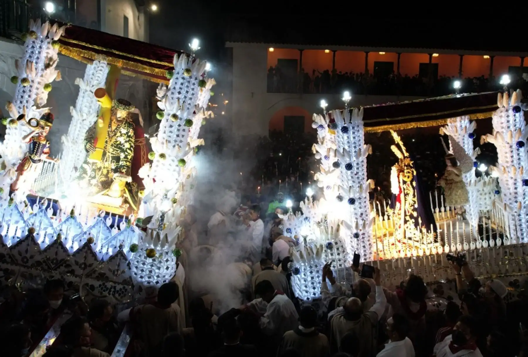 Con el lema “Ayacucho vive tu fe 2023”, la Semana Santa evidencia una de las manifestaciones culturales más importantes de nuestro país y un magnífico símbolo de misticismo y de fervor cristiano católico que identifica a todo el pueblo ayacuchano. Fotos: Gobierno Regional de Ayacucho.