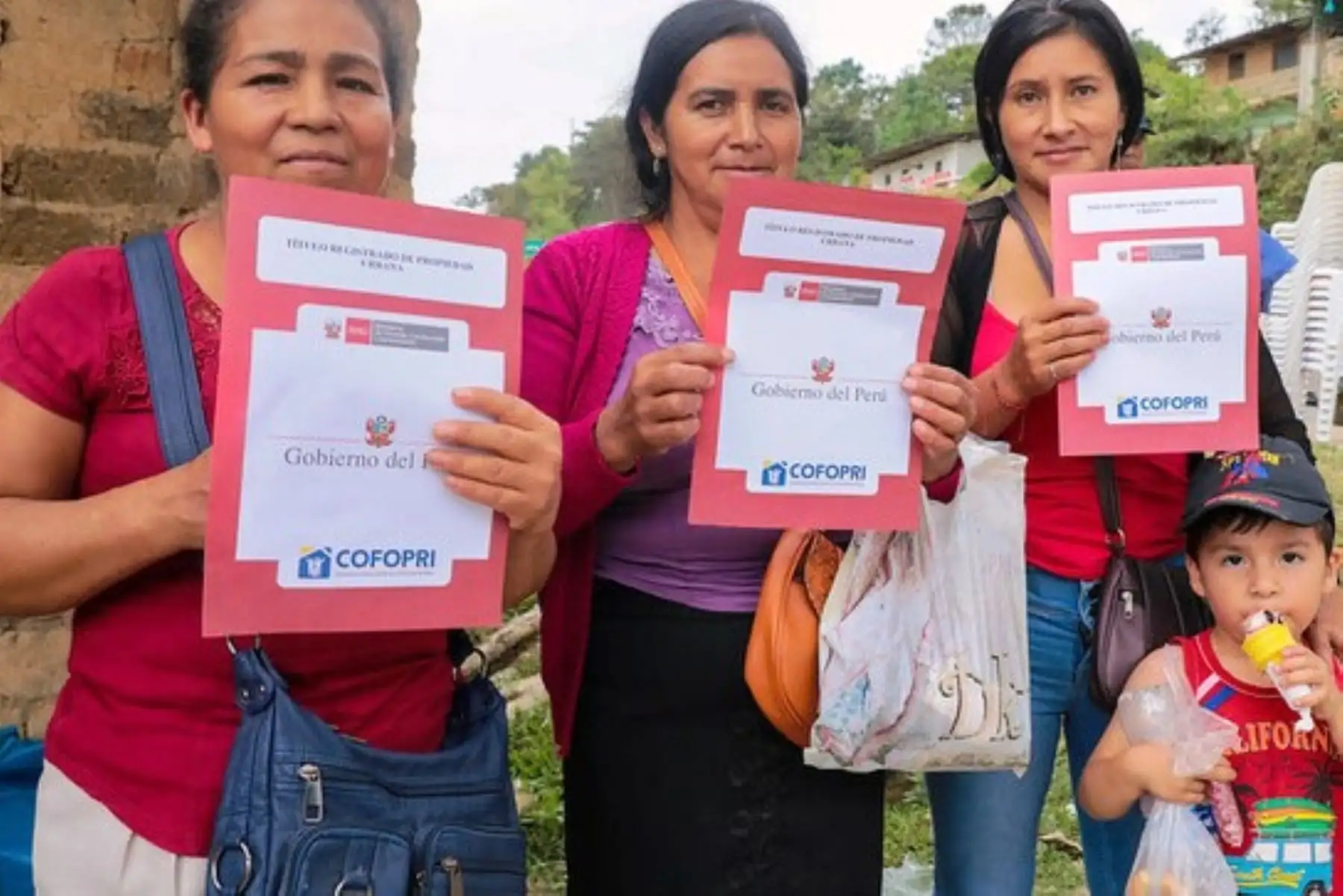 Cofopri formalizó más de 2 millones 830 mil propiedades urbanas en el país. Foto: ANDINA/Difusión.
