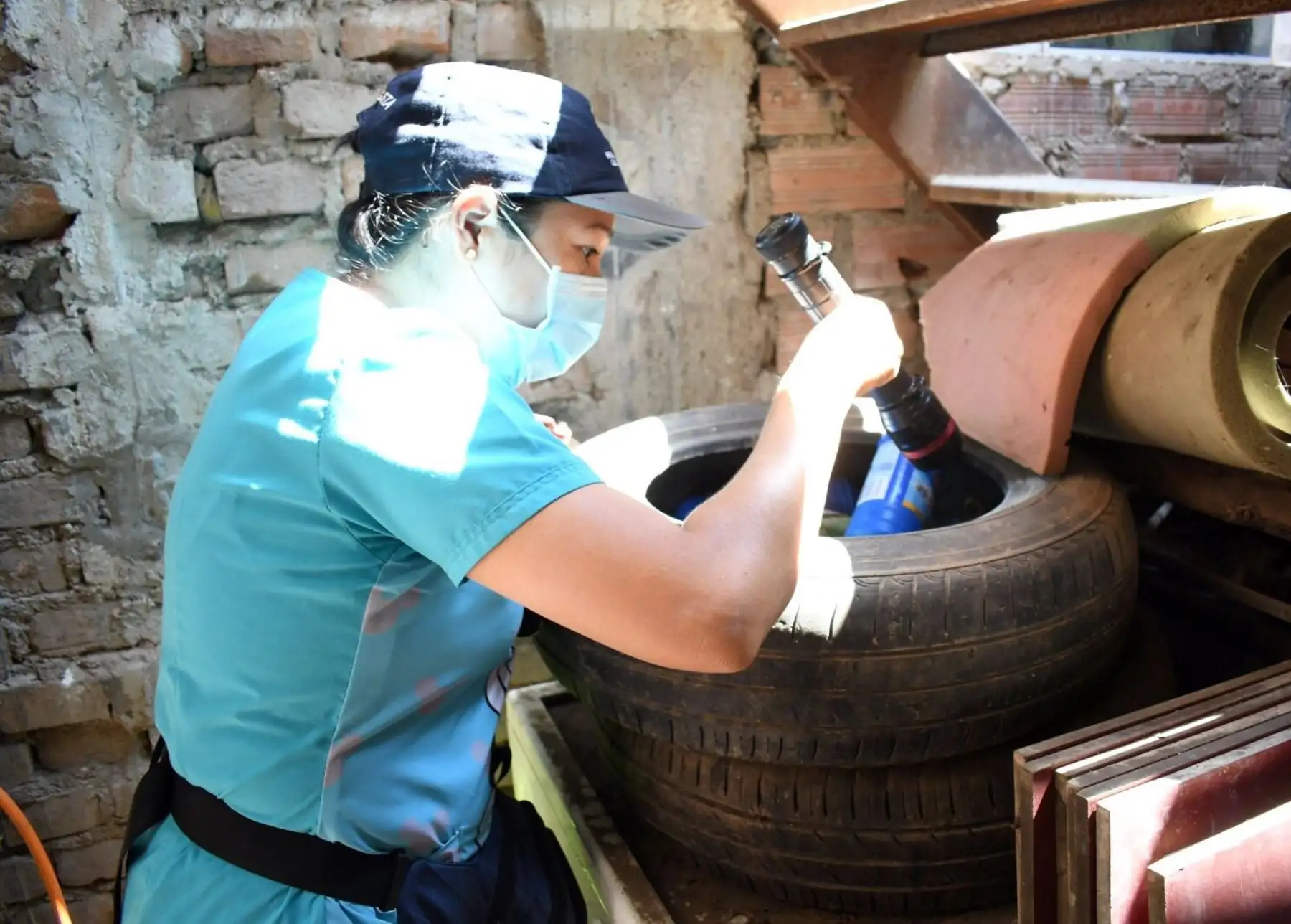 Brigadas de salud de Lambayeque se desplazan casa por casa para evitar el incremento de casos de dengue en la región. ANDINA/Difusión