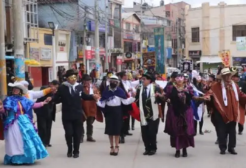 La población de Cerro de Pasco se apresta a celebrar, del 25 al 29 de marzo, la emblemática Calixtrada Cerreña o Carnaval Cerreño, una de las tradiciones más antiguas de la Sierra de Perú.