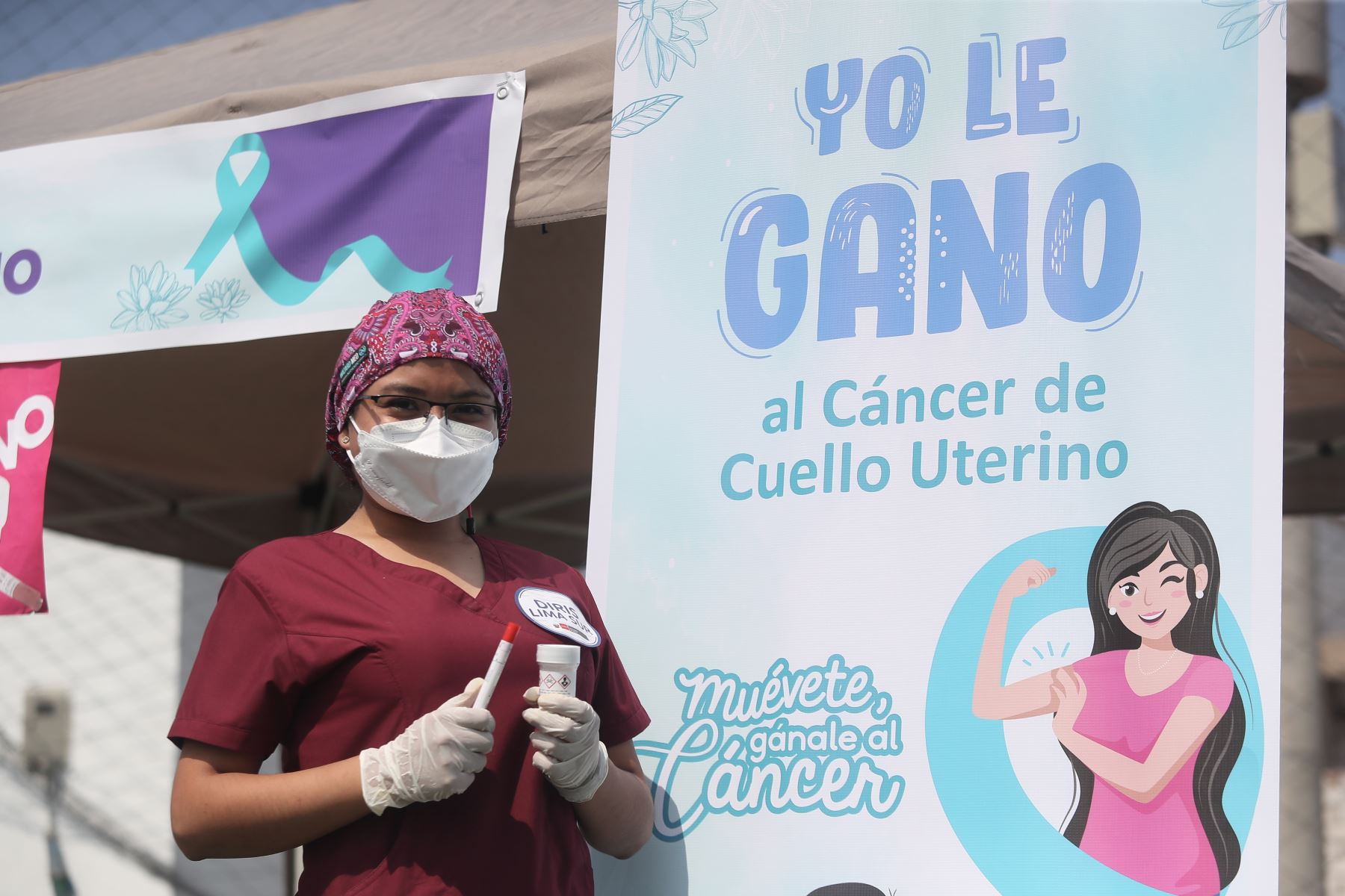El Minsa en coordinación con la Diris Lima Sur 
 presentan campaña integral de salud en el marco del día de la prevención del cáncer del cuello uterino en complejo deportivo  del  sector  2 grupo 1 de Villa El Salvador. 
Foto: ANDINA/Ricardo Cuba