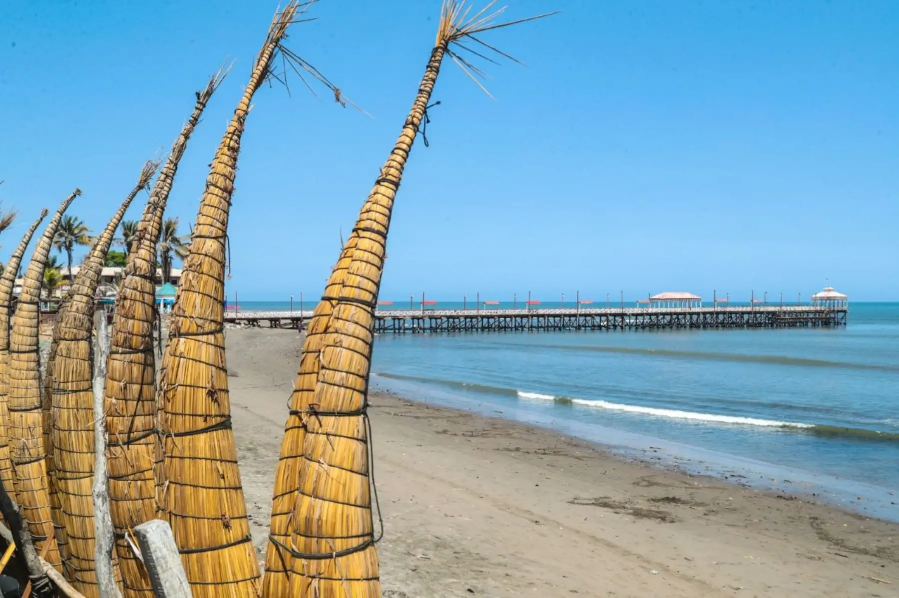 Huanchaco, el tradicional balneario de Trujillo espera la visita de 20,000 turistas durante el feriado por Fiestas Patrias. Foto: ANDINA/difusión.