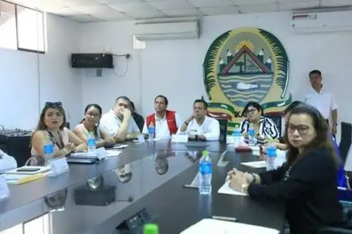 El ministro José Tello participó en la instalación de mesa de trabajo y dijo que objetivo es contar con postas médicas e instituciones educativas de calidad en la región Ucayali. Foto: Minjusdh