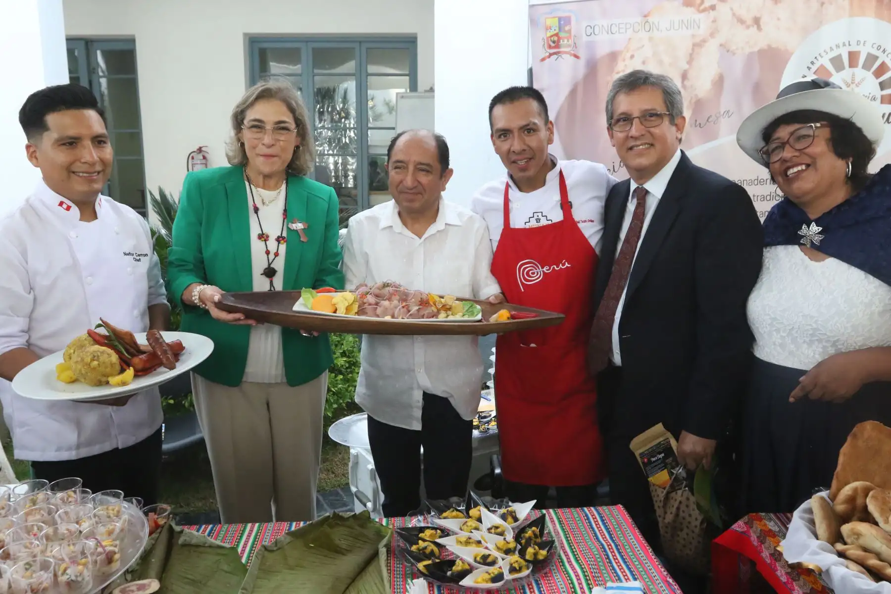 Viceministra de Turismo, Madeleine Burns, Vidaurrazaga dijo esperar que se movilicen un millón de personas  en Semana Santa. Foto: ANDINA/Héctor Vinces,