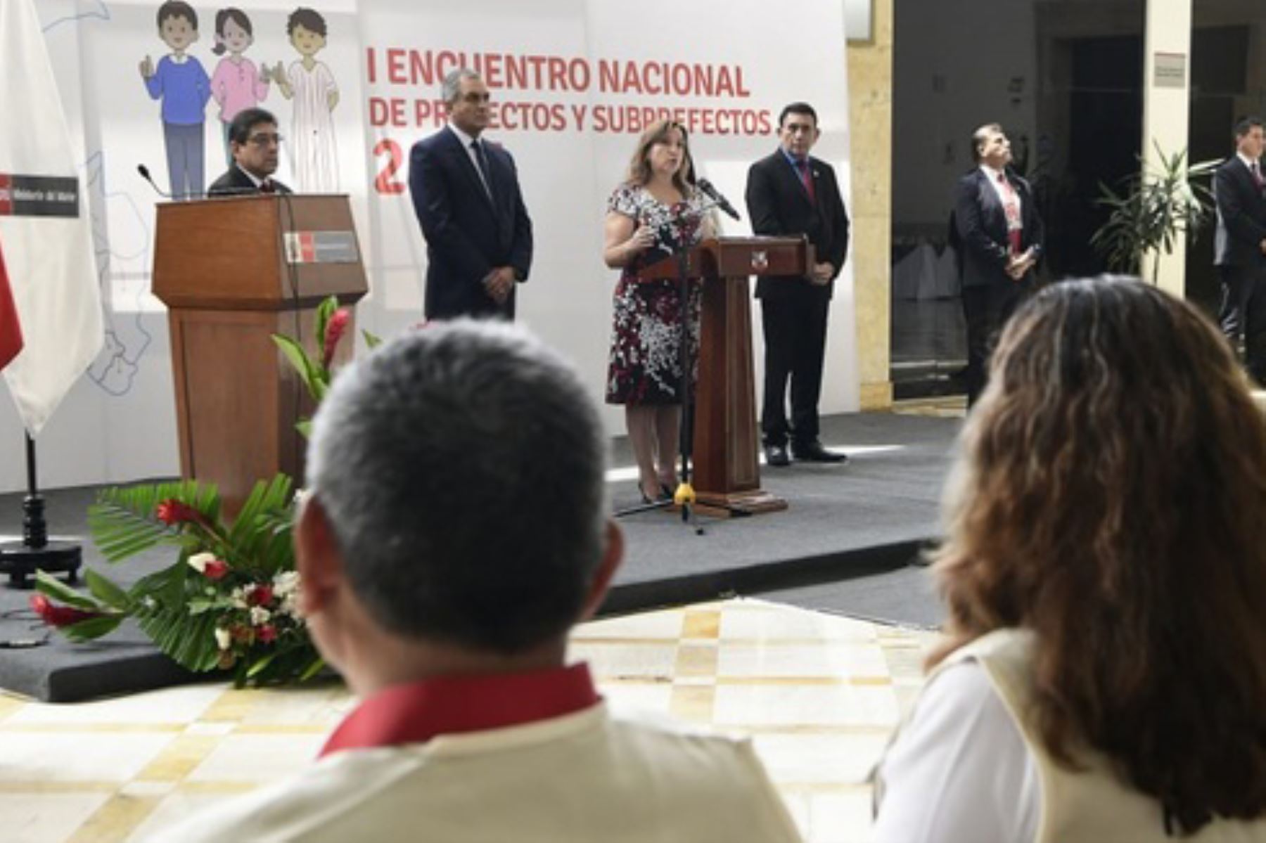 Con la participación de la presidenta Dina Boluarte y el ministro Vicente Romero se desarrolló el “Primer Encuentro Nacional de Prefectos y Subprefectos”.