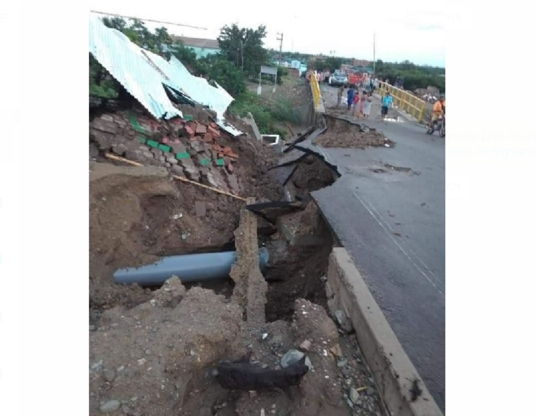 Varias viviendas colapsaron en el distrito de Mesones Muro, provincia de Ferreñafe, en Lambayeque, a consecuencia del desborde del canal Taymi, debido a las lluvias intensas que se registra en esa región. ANDINA/Difusión