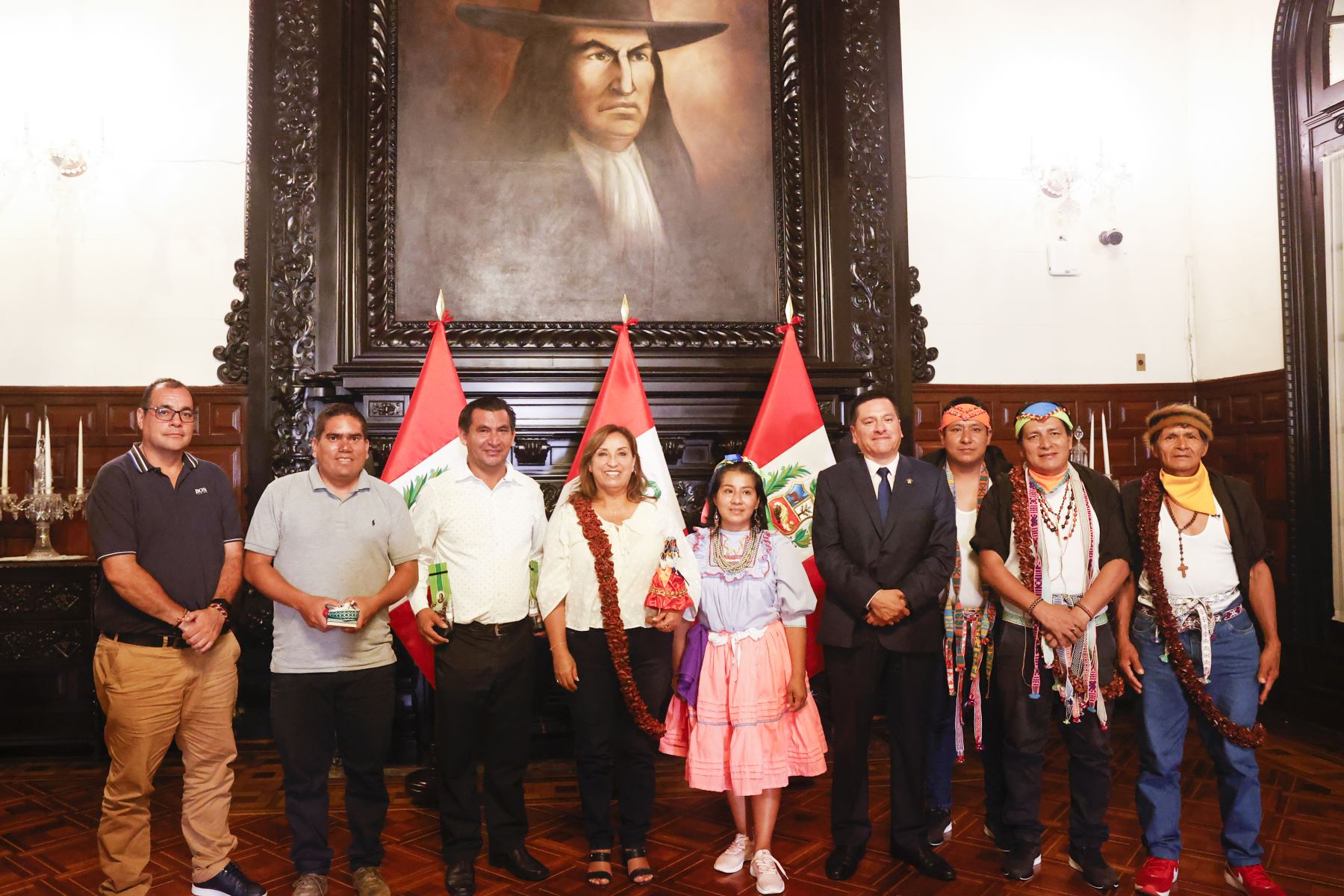 Presidenta Dina Boluarte sostuvo reunión con alcalde provincial de Lamas y autoridades de la zona. Foto:ANDINA/Presidencia