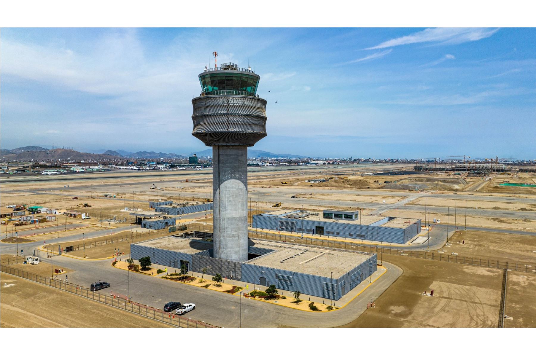Nueva torre de control para la segunda pista del Aeropuerto Internacional Jorge Chávez. ANDINA/Difusión