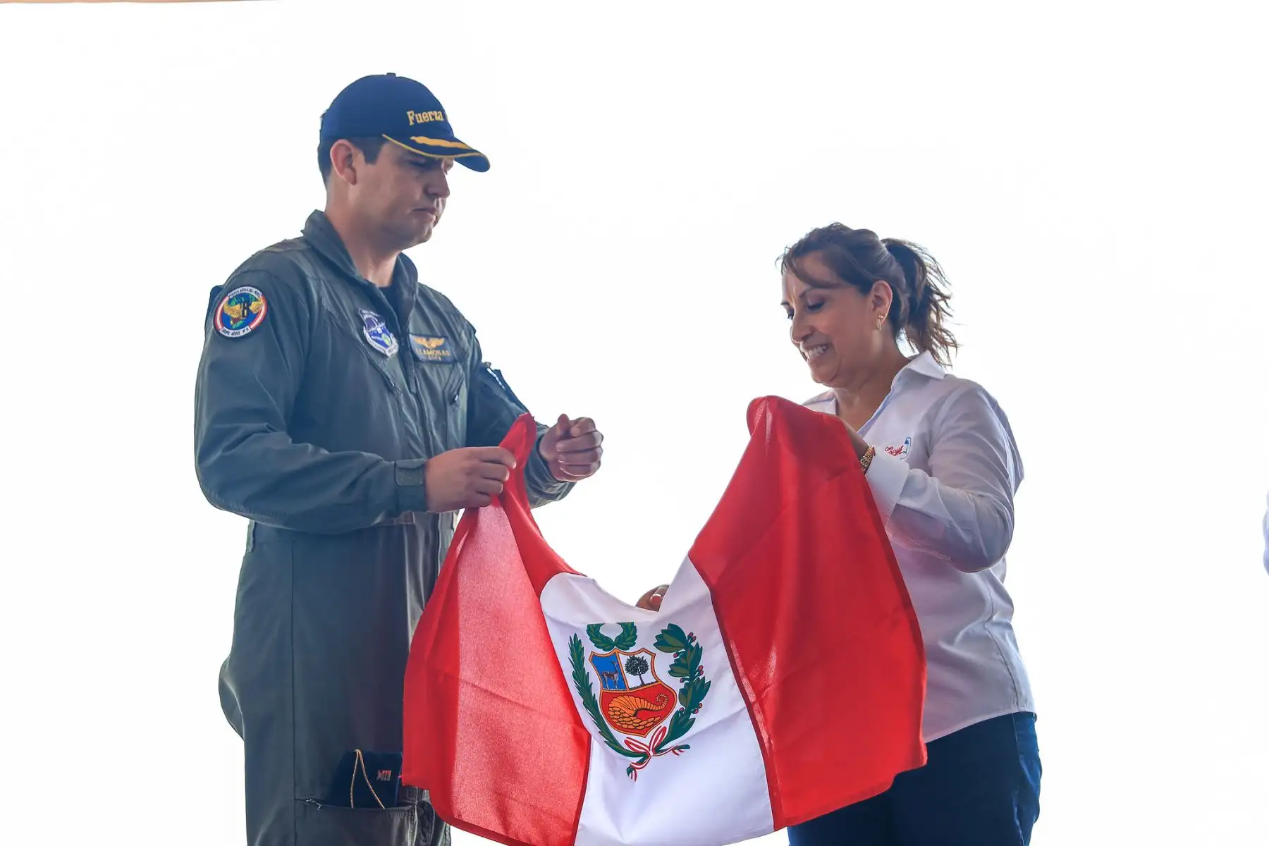 Presidenta Dina Boluarte participa en el inicio de operaciones de la segunda pista de aterrizaje del Aeropuerto Internacional Jorge Chávez y de la nueva torre de control. Foto: ANDINA/Prensa Presidencia