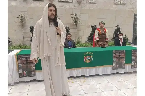 Javier Díaz Torres, de 33 años, interpretará a Jesús en la escenificación de Viernes Santo en el distrito de Paucarpata. Foto: ANDINA/Cortesía Rocío Méndez