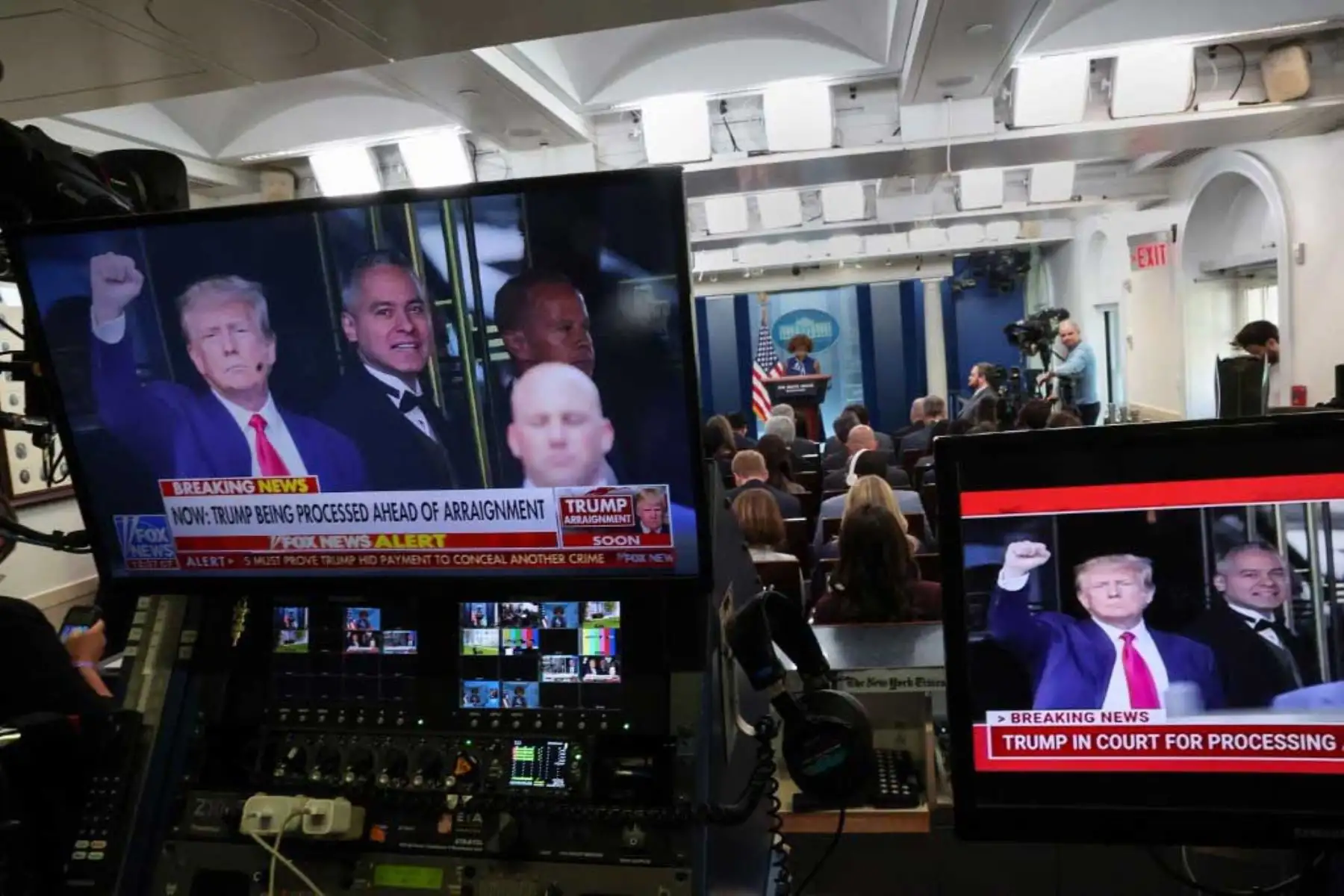 La secretaria de prensa de la Casa Blanca, Karine Jean-Pierre, realiza una conferencia de prensa en la Casa Blanca el 4 de abril de 2023 en Washington, DC. Foto: AFP