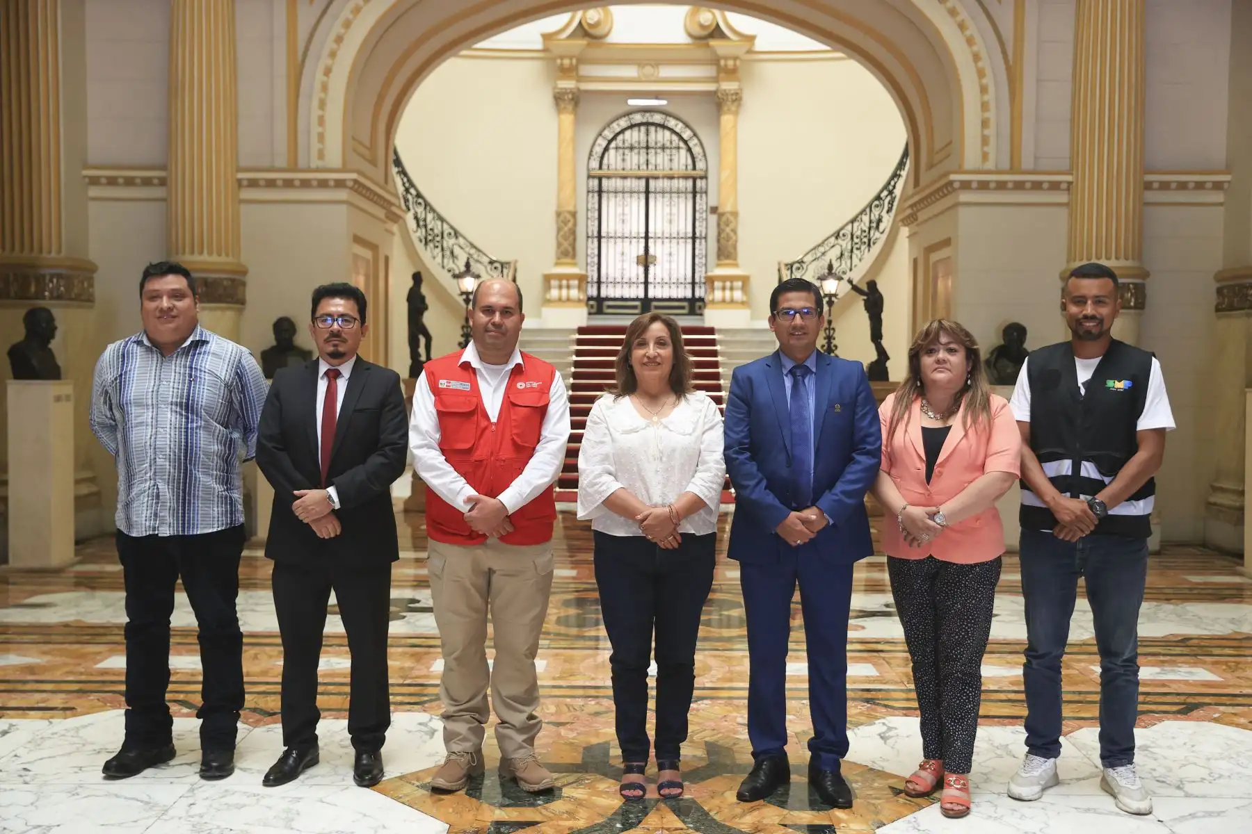 Presidenta Dina Boluarte sostuvo reunión con el alcalde de San Martín de Porres

Foto: ANDINA/Difusión