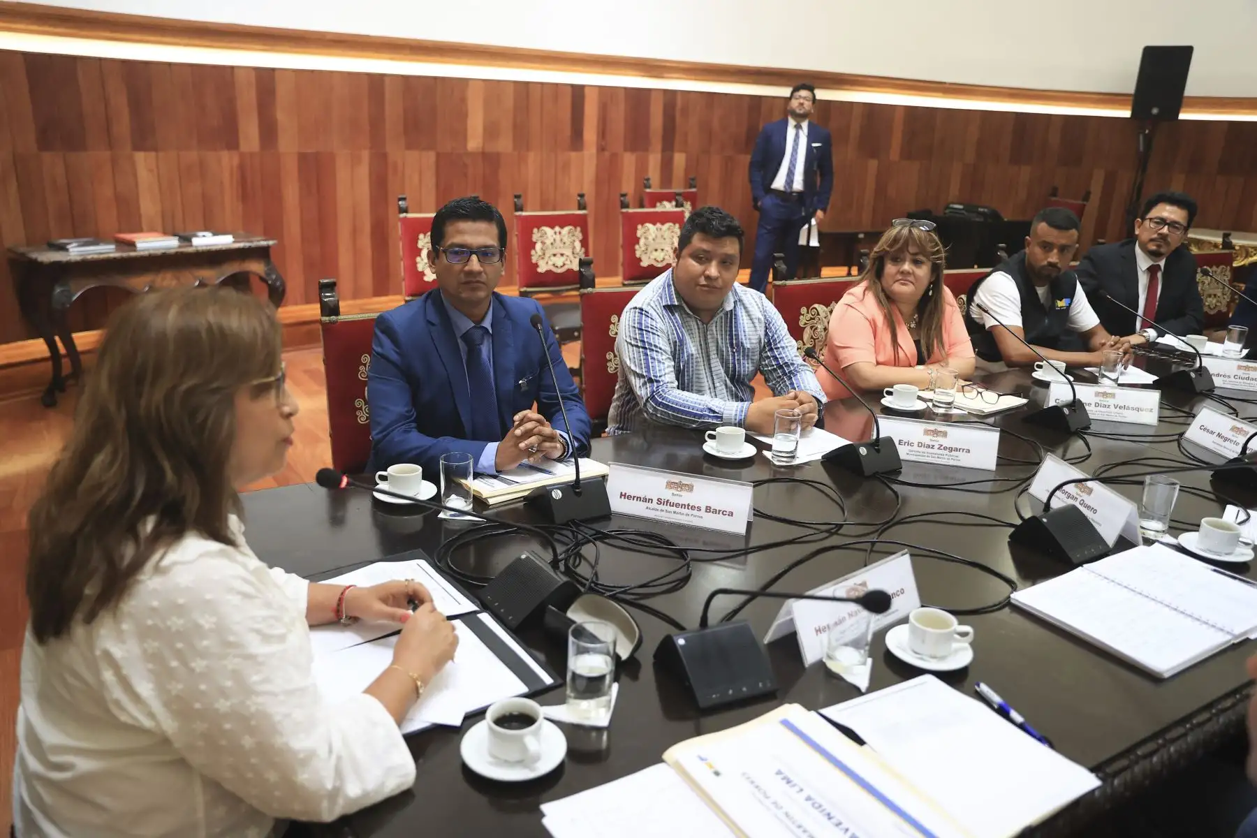 Presidenta Dina Boluarte sostuvo reunión con el alcalde de San Martín de Porres

Foto: ANDINA/Difusión