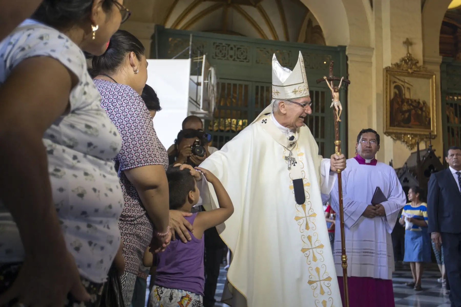 Se realizó la Misa Crismal en la Catedral de Lima. Foto: ANDINA/Tatiana Gamarra