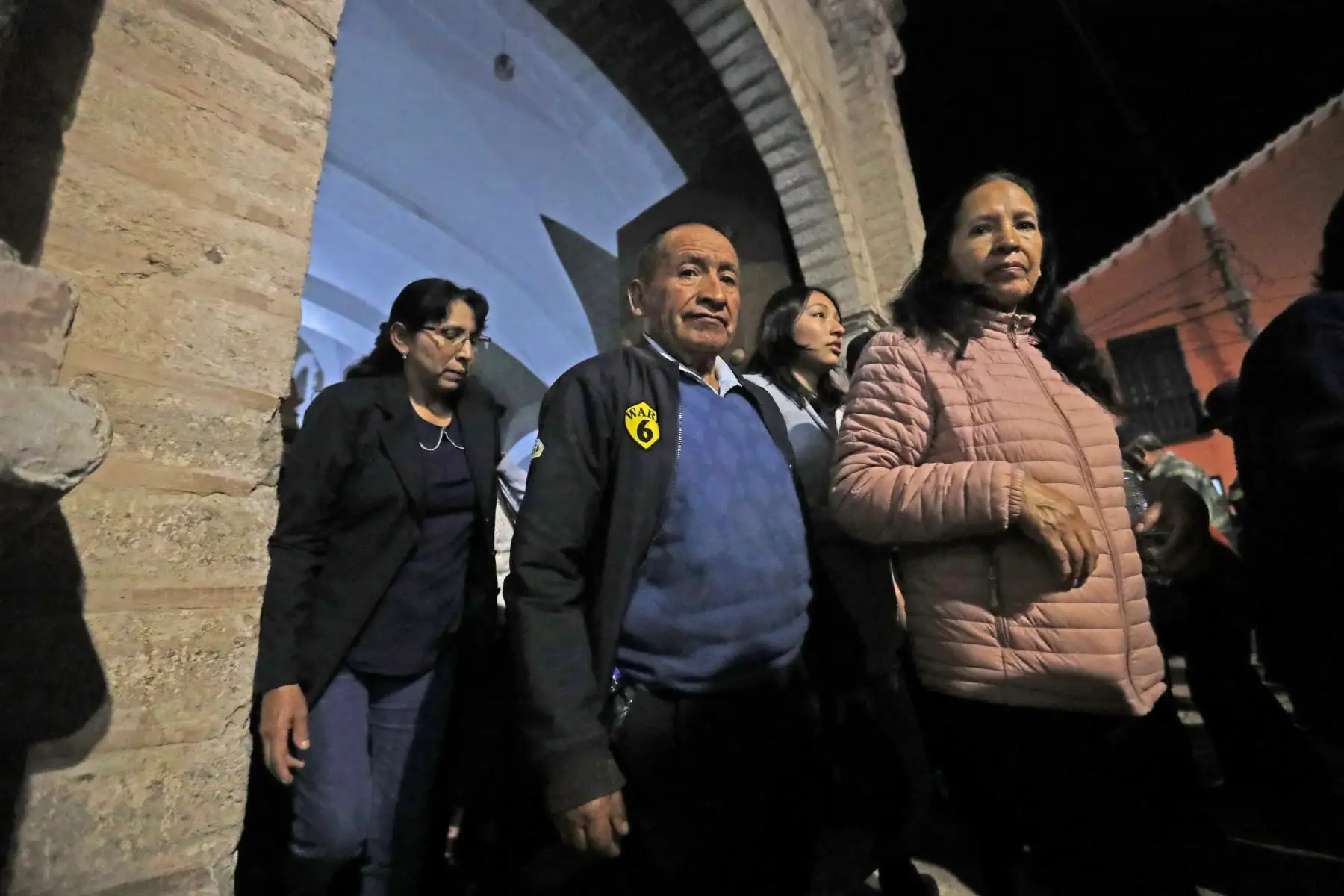 Semana Santa en Ayacucho: Miles de fieles y turistas realizan el tradicional recorrido de las 7 iglesias desde la tarde, entre ellas la Catedral de Ayacucho y las iglesias de San Agustín y Santo Domingo.
Foto: ANDINA/Daniel Bracamonte