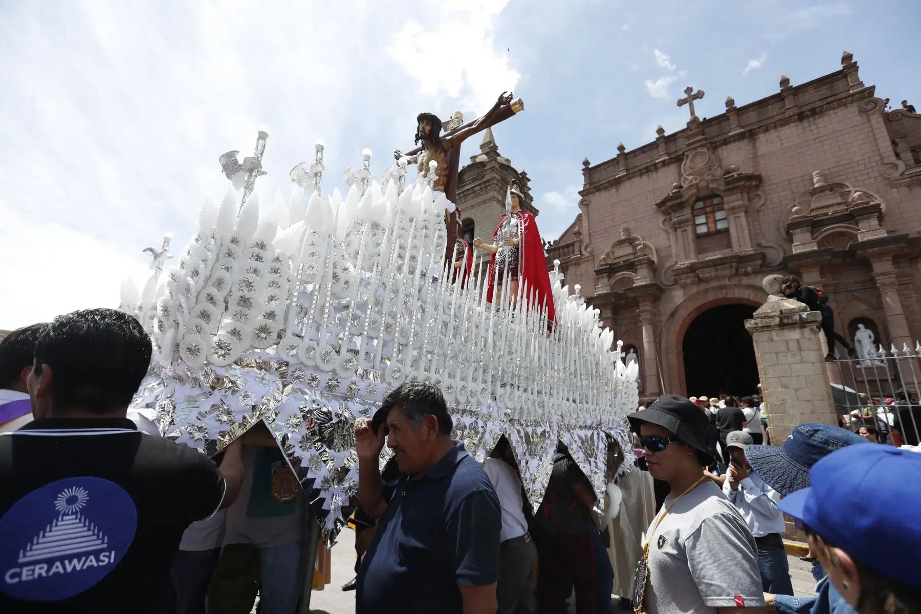 La Semana Santa en Ayacucho se desarrolla con un conjunto de notables actividades religiosas que constituyen hitos claves en esta conmemoración de la vida, pasión, muerte y resurrección de Jesucristo. Foto: ANDINA/ Daniel Bracamonte
