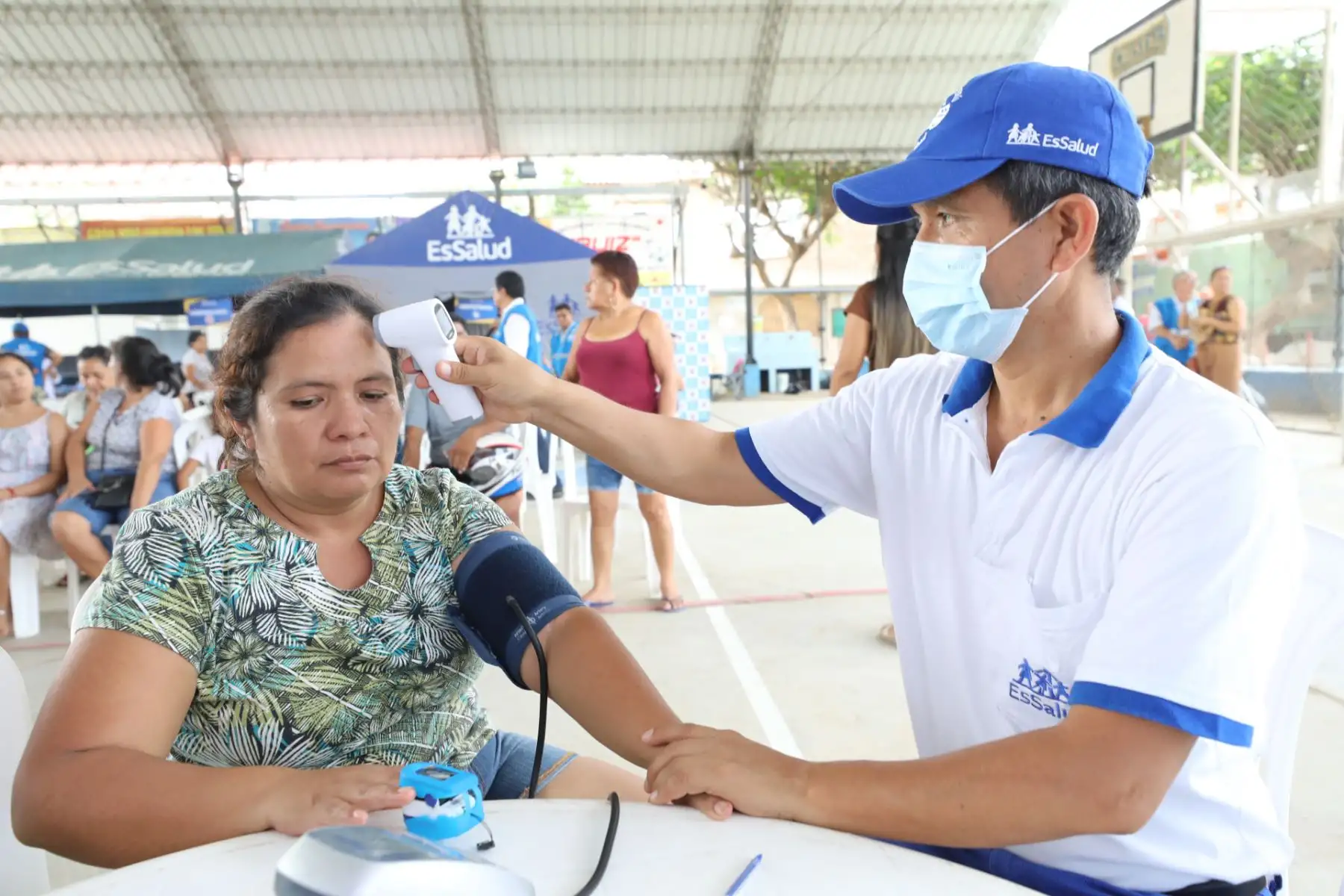 EsSalud envió brigadas de Hospital Perú a Piura, para brindar a más de 3 mil atenciones por lluvias. Foto: EsSalud