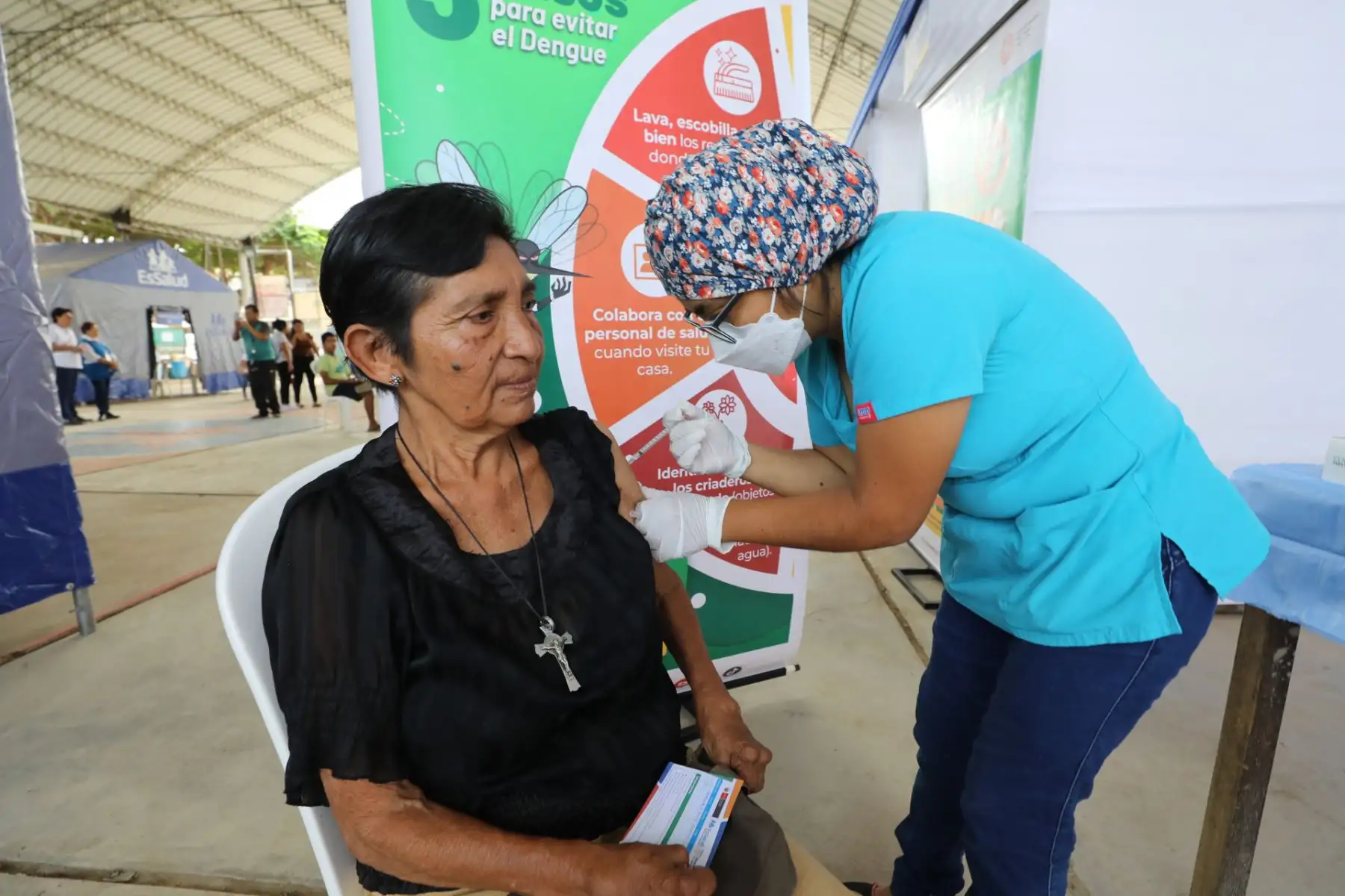 EsSalud envió brigadas de Hospital Perú a Piura, para brindar a más de 3 mil atenciones por lluvias. Foto: EsSalud