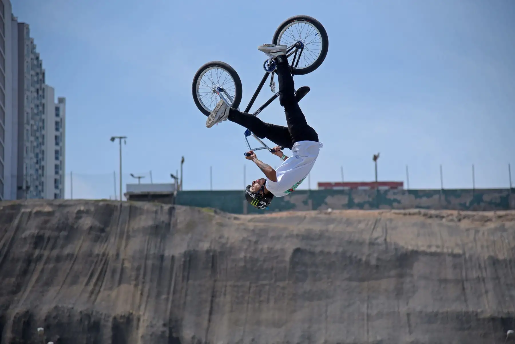En total, fueron casi 50 participantes de América en este Primer Sudamericano de BMX Freestyle. Llegaron, a nuestro país, deportistas procedentes de Colombia, Chile, Argentina, Costa Rica, Venezuela, Brasil y Canadá. Foto: ANDINA/Legado