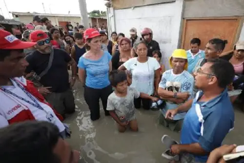 Ya hay por lo menos 3 albergues habilitados oficialmente, destacó la ministra Hania Pérez de Cuéllar.