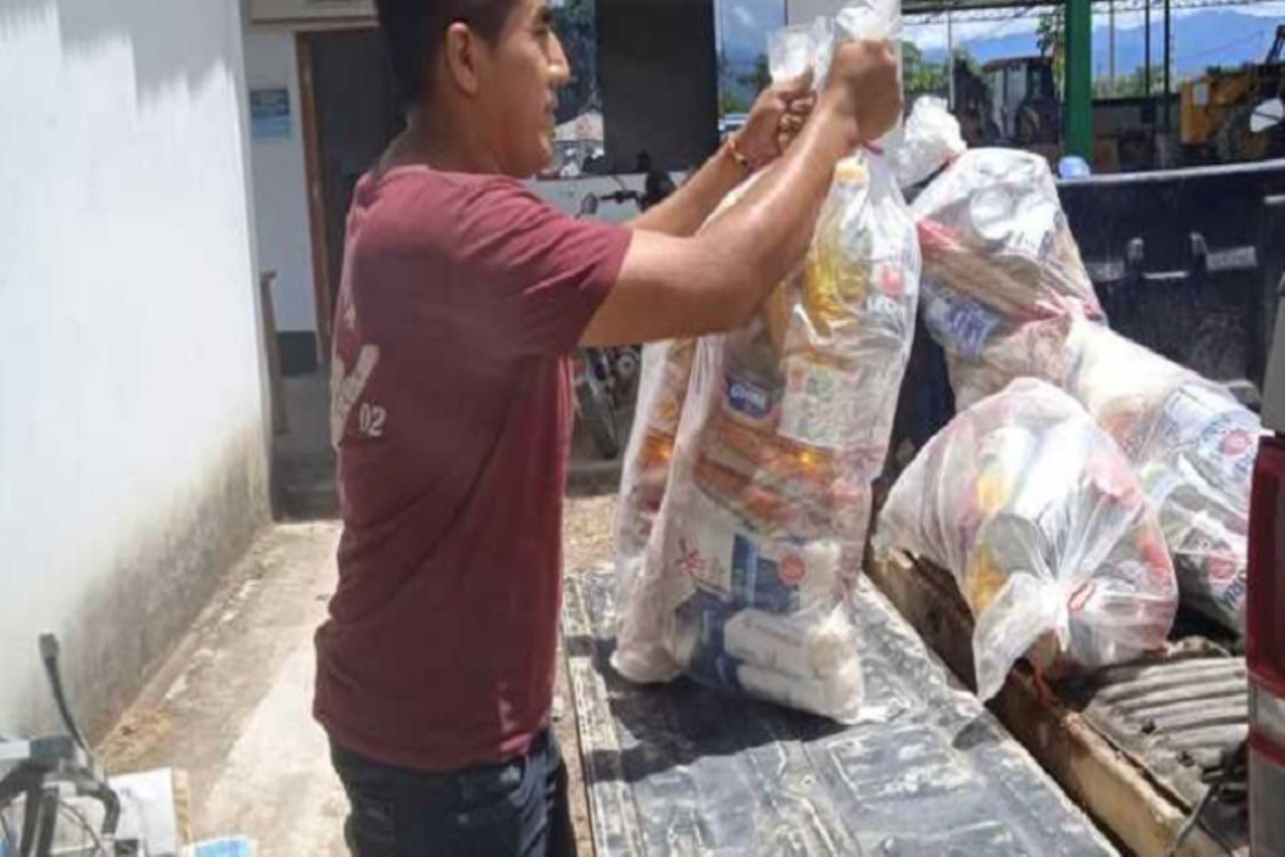 El Gobierno Regional de San Martín, a través del COER hizo llegar ayuda humanitaria a los municipios distritales y provinciales para destinarla a las familias afectadas y damnificadas.