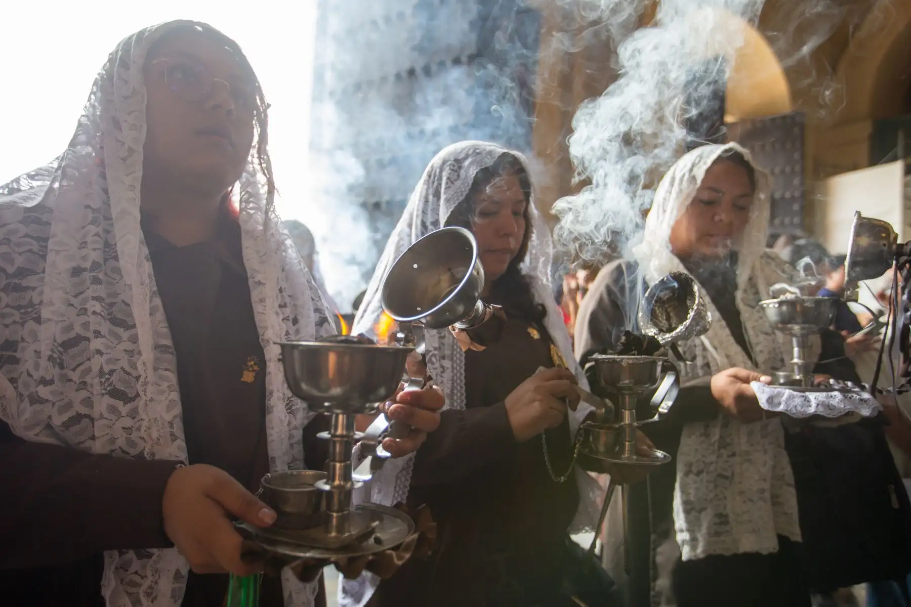 Este domingo de Resurección, salieron en procesión desde la Catedral, El Cristo Resucitado y Nuestra Señora de la Alegría. Foto: ANDINA/Tatiana Gamarra