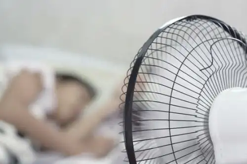 ¿Qué pasa si duermo con ventilador o aire acondicionado?
Foto: Internet