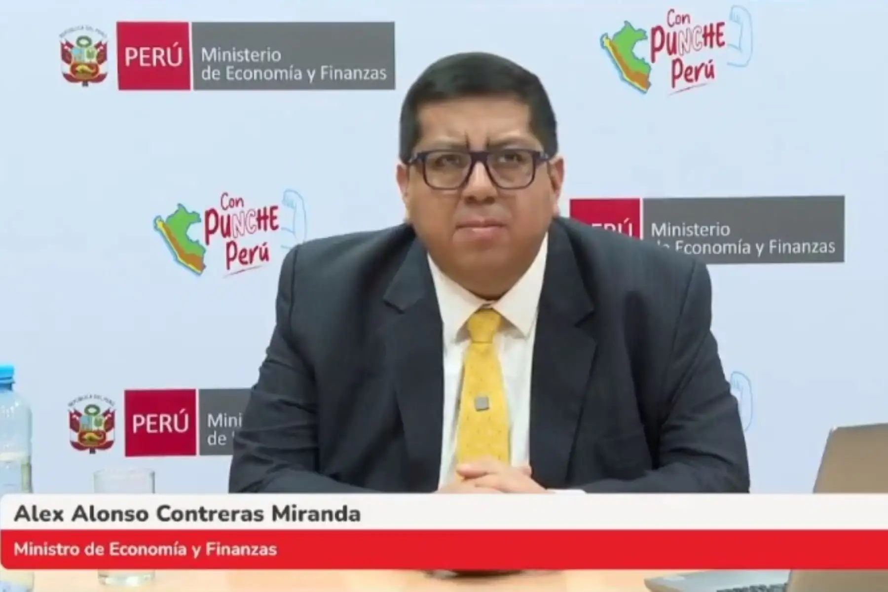 Ministro de Economía y Finanzas, Alex Contreras. Foto: Captura TV.