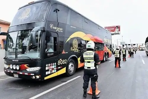 La PNP reforzó el control en diversos puntos de la Red Vial Nacional en Semana Santa. Foto: Mininter/Difusión.