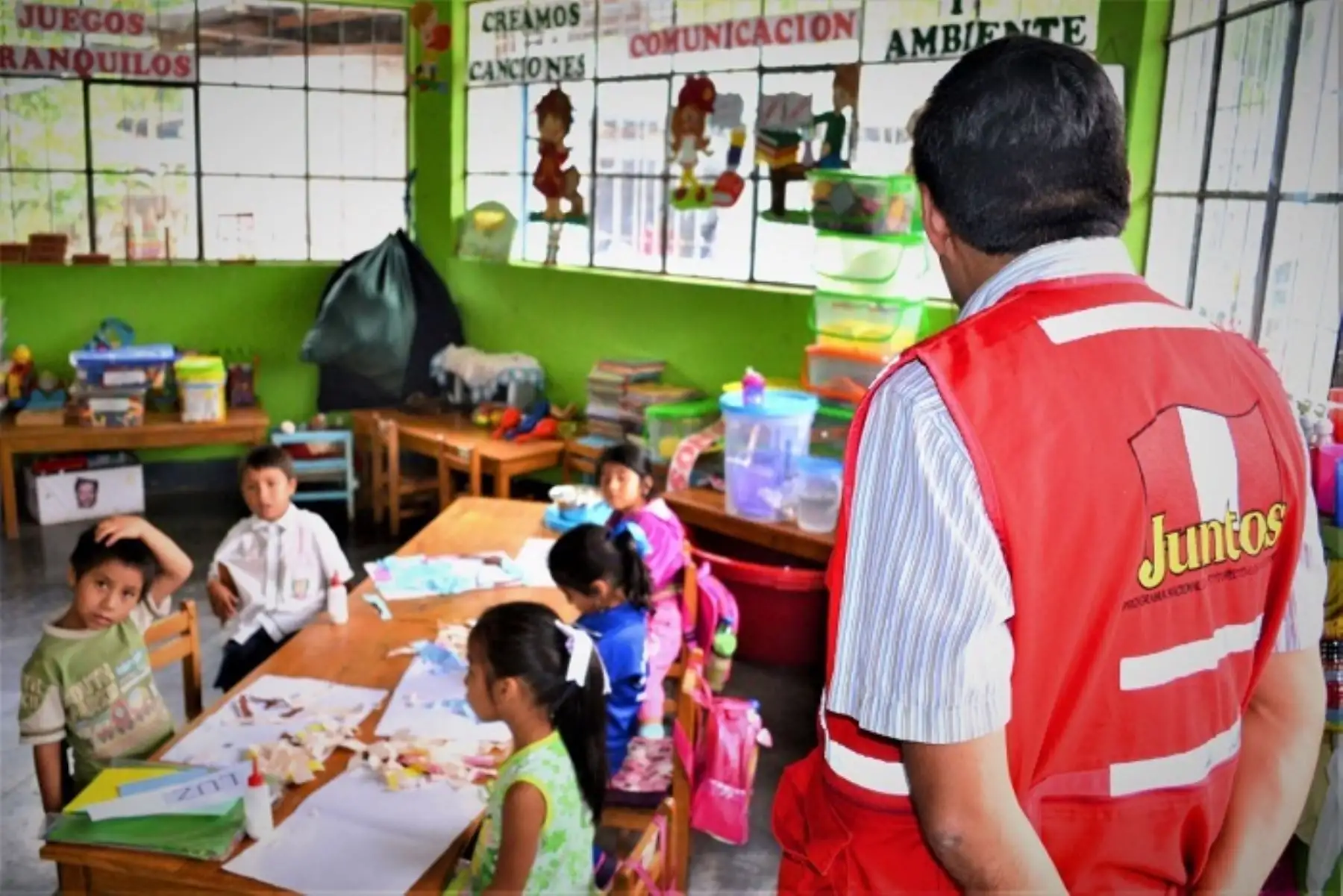 Loreto: Programa Juntos monitorea asistencia de más de 140 mil alumnos de la región