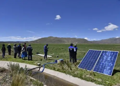 En Puno proponen el uso de energía solar como fuente alternativa para el funcionamiento de los sistemas de riego agrícola. Foto: ANDINA/difusión.