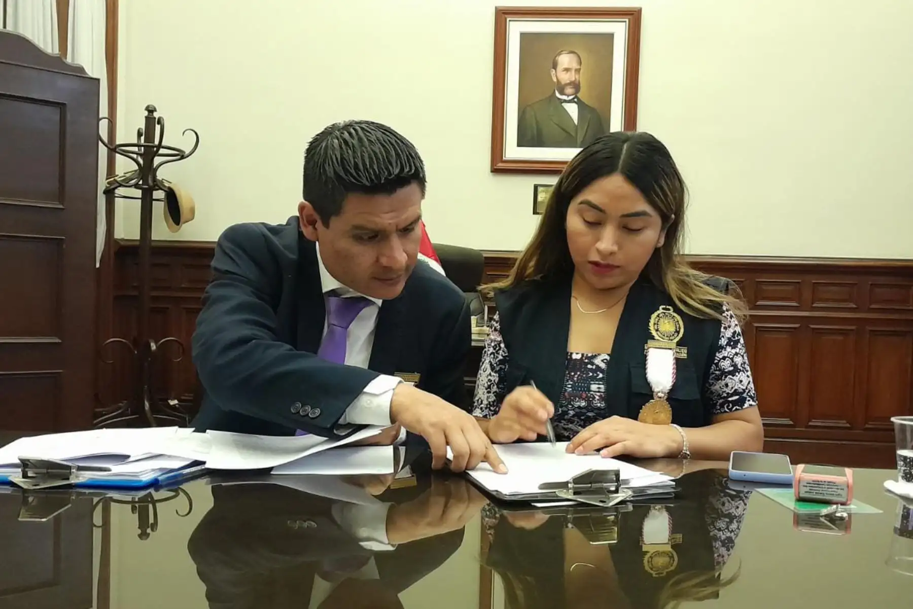 Fiscalía de la Nación realizó diligencias para recabar información en el Congreso de la República, como parte de la investigación seguida contra la congresista Jhakeline Katy Ugarte Mamani, por la presunta comisión del delito de concusión. Foto: Difusión
