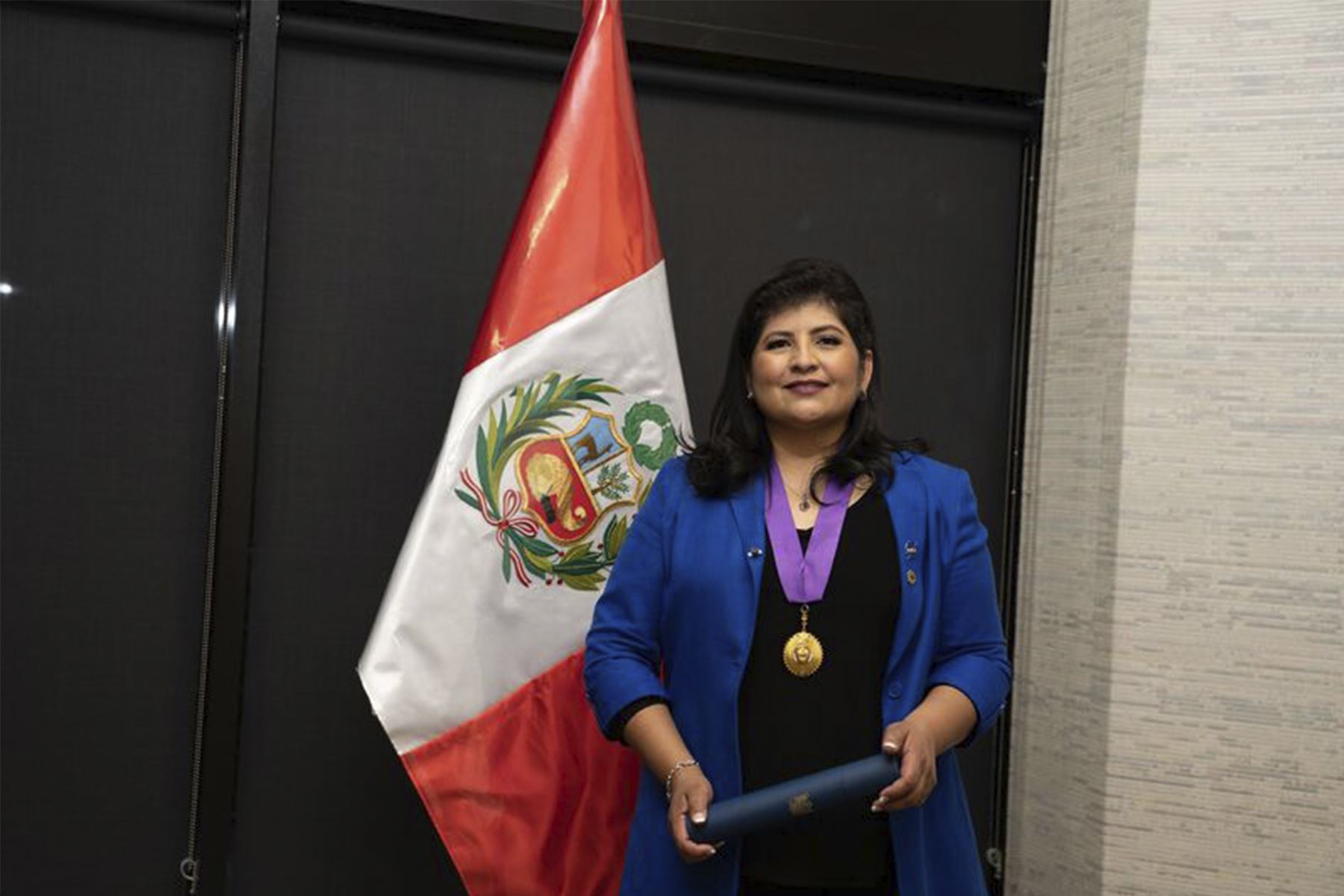 Aracely Quispe, la peruana que se desempeña como ingeniera astronáutica de la NASA y que en el 2021 participó del lanzamiento del telescopio espacial James Webb, ha sido galardonada con el grado de Comendador en la Orden al Mérito por Servicios Distinguidos por parte del Estado peruano.