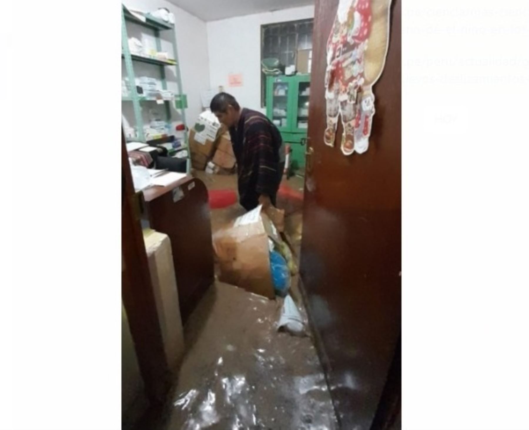 La posta médica de Moyán, ubicada en el distrito de Incahuasi resultó inundada a causa de las lluvias intensas y un huaico que se registró en la zona.