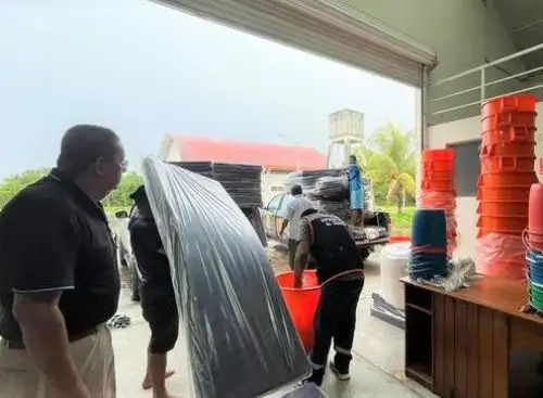 Autoridades de Defensa Civil de San Martín entregaron ayuda humanitaria a más de 2,000 pobladores damnificados por lluvias intensas y desborde de ríos.