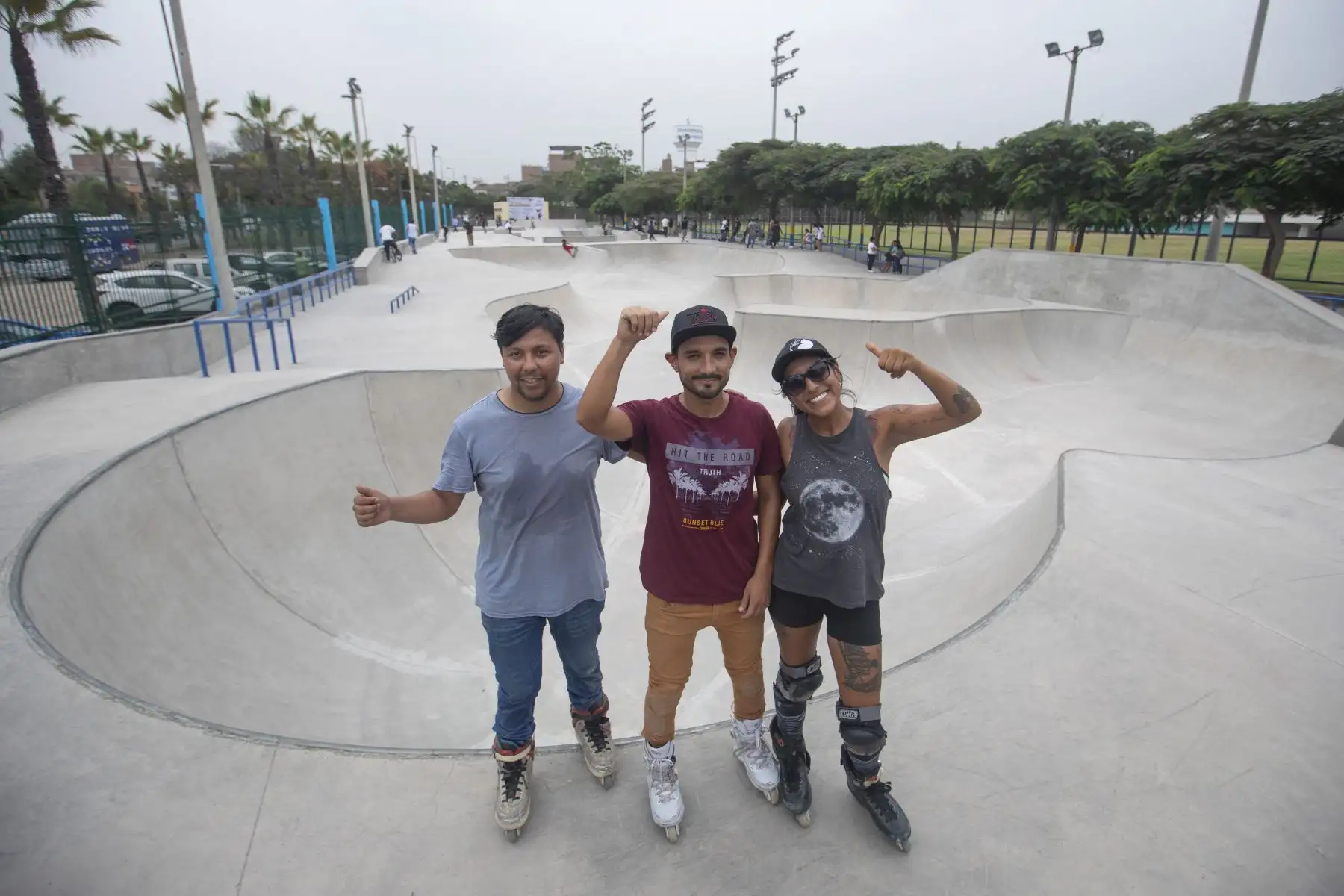 El skatepark cuenta con un espacio de 1880 m². Es el skatepark más grande de Lima Norte, el 2do más grande de Lima Metropolitana y el 3ro más grande a nivel nacional. La obra cerró durante 9 años el skatepark primigenio del parque. Este espacio dará una oferta de deporte y cultura no sólo al distrito de Los Olivos y distritos aledaños, sino a toda la ciudad de Lima. Foto: ANDINA/Municipalidad de Lima