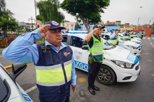 Los operativos de recuperación de espacios públicos tendrán el apoyo de la fuerza pública, es decir, la policía, serenazgo, entre otras. Se inicia a partir de la cuarta semana de septiembre, informó la Municipalidad de Surco. Foto:ANDINA/Difusión